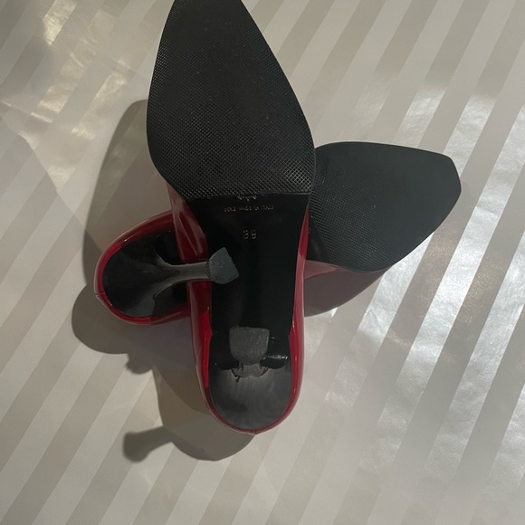 Vintage Ganfranco Ferre Red Classic Made in Italy Pumps Size 9 - Picture 6 of 8